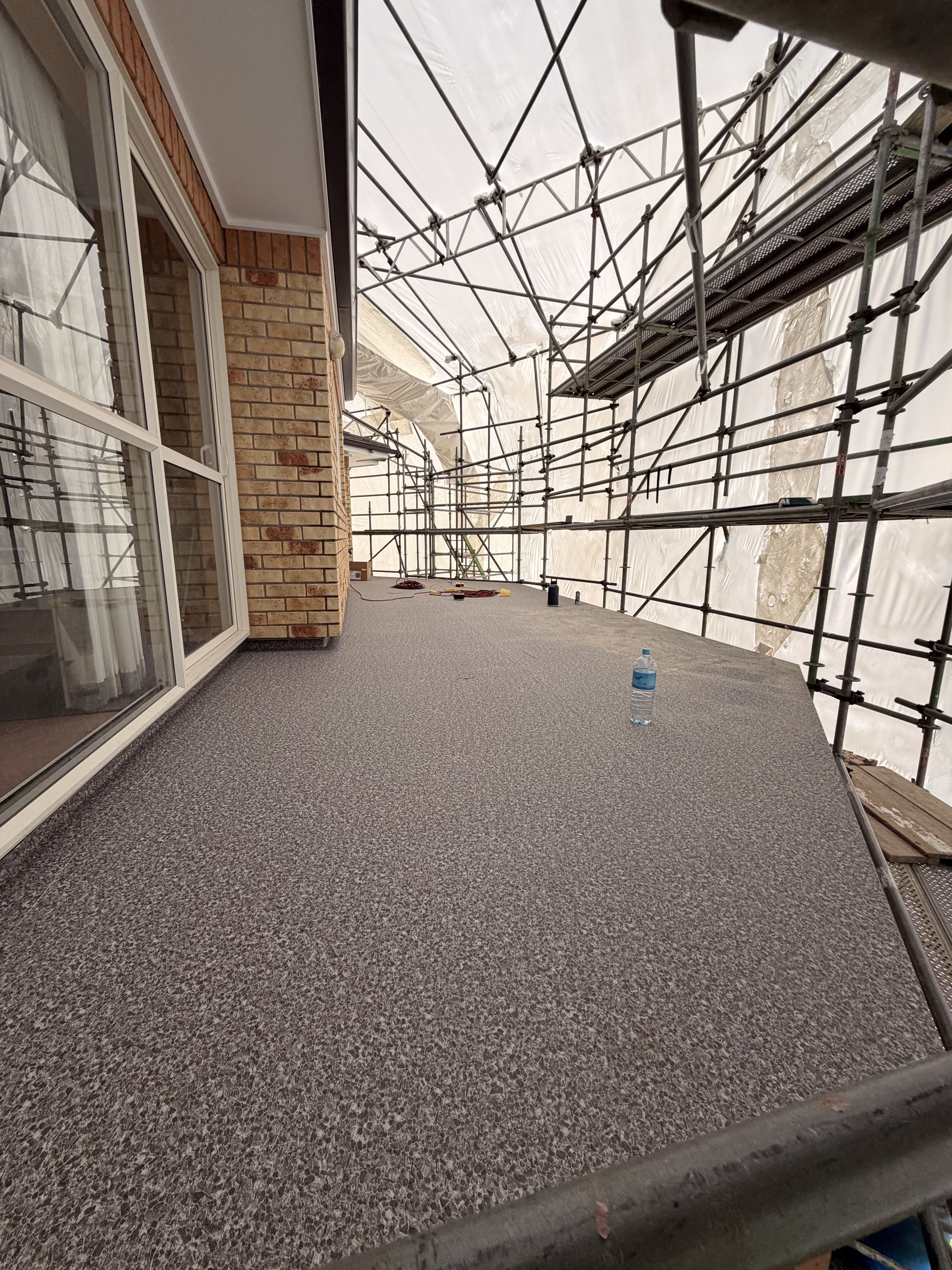 Deck Waterproofing in Auckland: Best Systems + Repair Tips